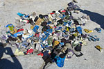 Pile of discarded gloves bottom of the cables is a little disconcerting. It's litter basically. I brought a pair of leather rock climbing gloves just for Halfdome. Cheap work gloves will do fine.